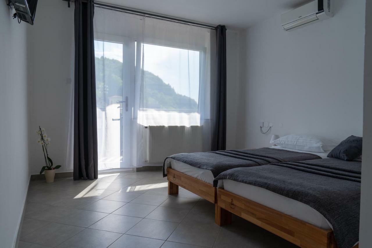 The Foxhouse Hotel Tolmin Exterior photo